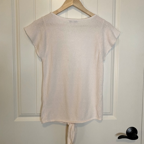 Madewell Tee with Flutter Sleeve and tie bottom - Picture 4 of 4
